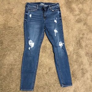 Old Navy distressed jeans